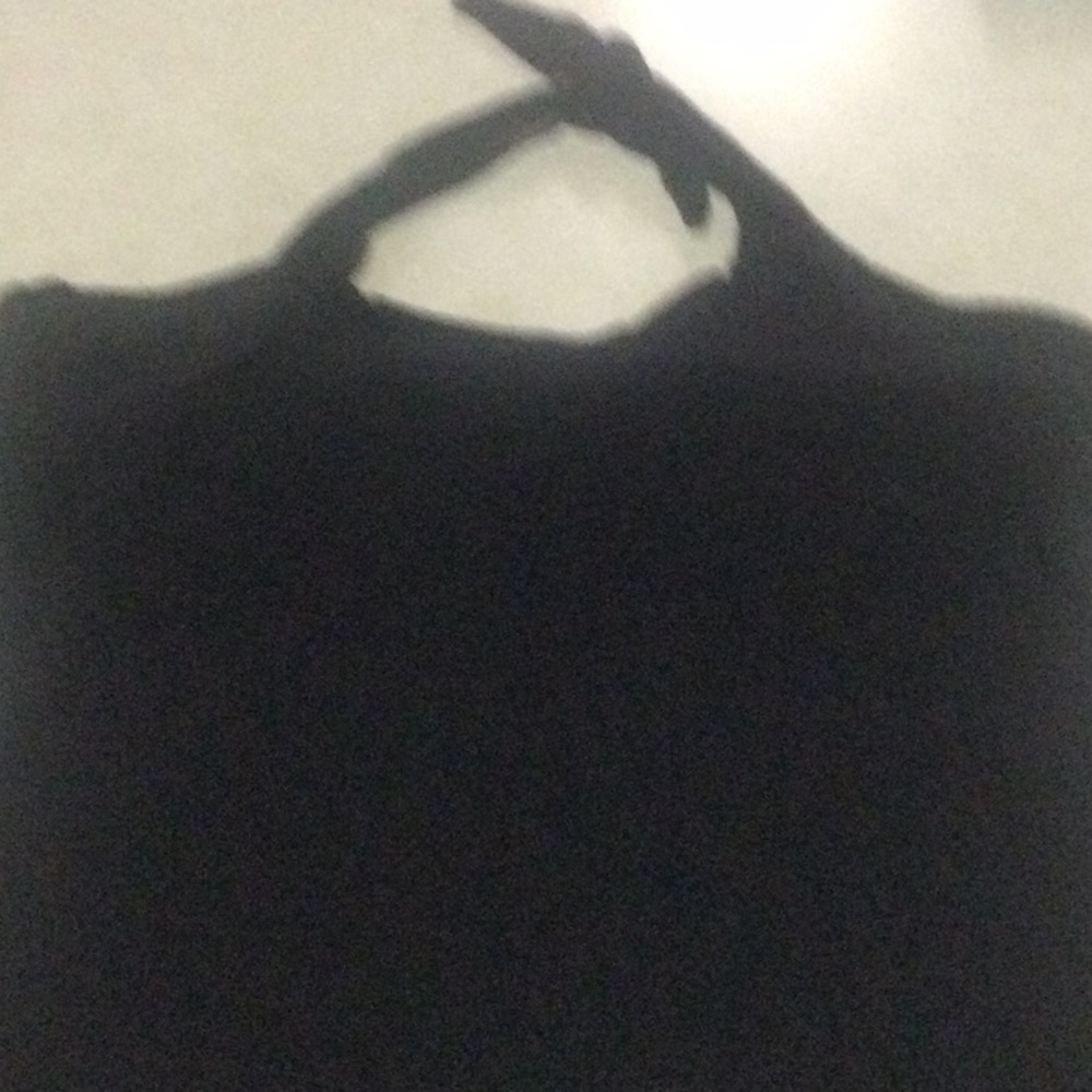 Be present yoga halter. Bamboo Lycra blend. So soft